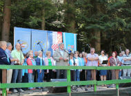 Srebrenica rijekom hodi